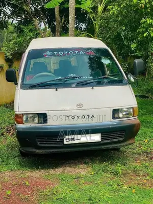 Toyota CR27 1990 Van (Used)