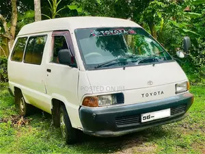 Toyota CR27 1990 Van (Used)