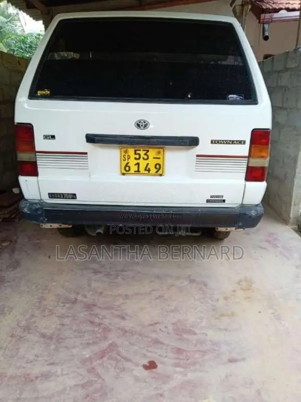Toyota TownAce 1989 Van (Used)