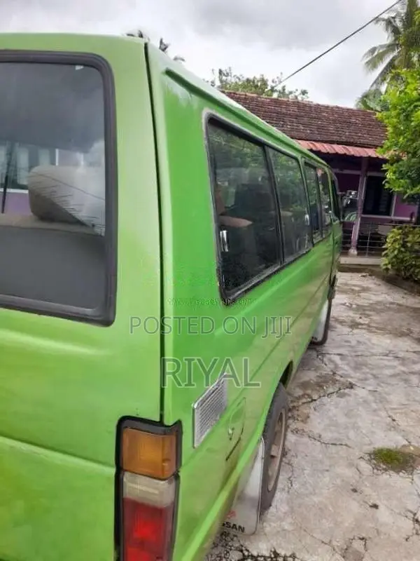 Toyota Shell 1988 Van (Used)
