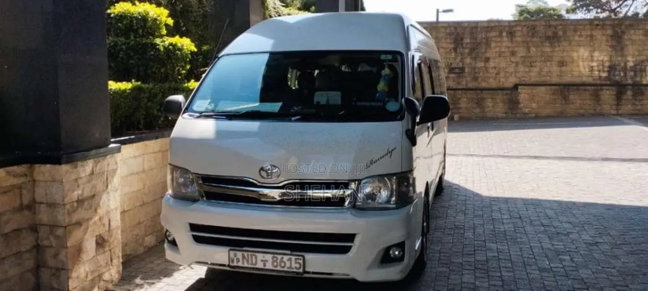 Toyota KDH 2011 Van (Used)