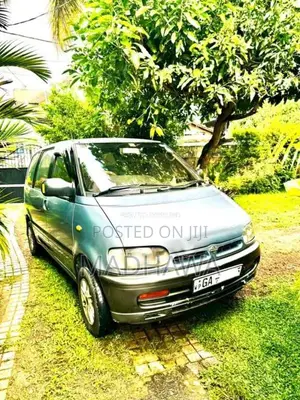 Nissan Serena 1995 Van (Used)