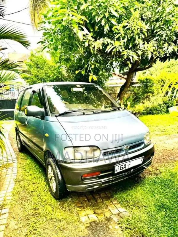 Nissan Serena 1995 Van (Used)