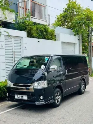 Toyota KDH 2016 Van (Used)