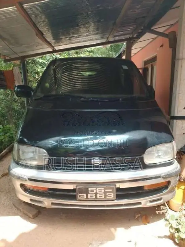 Nissan Serena 1992 Van (Used)