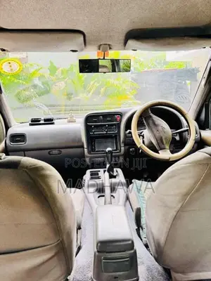 Nissan Serena 1995 Van (Used)