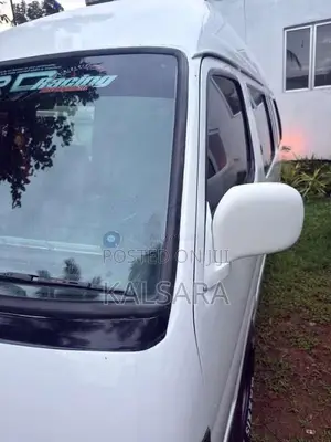 Toyota Dolphin LH123 1992 Van (Used)