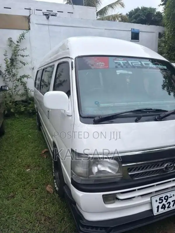 Toyota Dolphin LH123 1992 Van (Used)