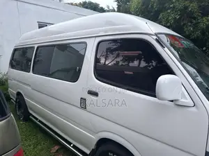 Toyota Dolphin LH123 1992 Van (Used)