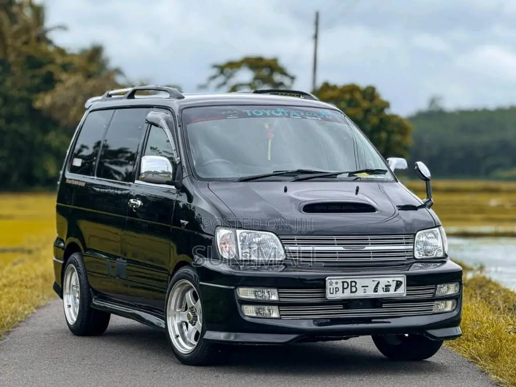 Toyota Noah KR42 2008 Van (Used)