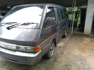 Nissan Vanette 1993 Van (Used)