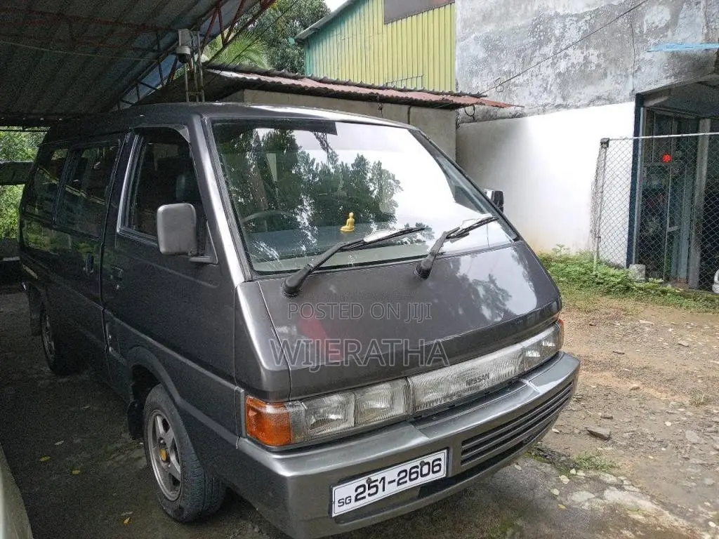 Nissan Vanette 1993 Van (Used)