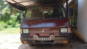 Mitsubishi L300 1984 Van (Used)