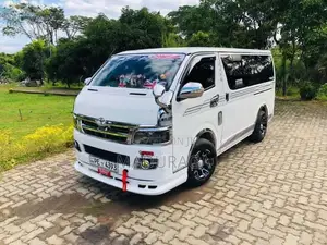 Toyota KDH 2007 Van (Used)