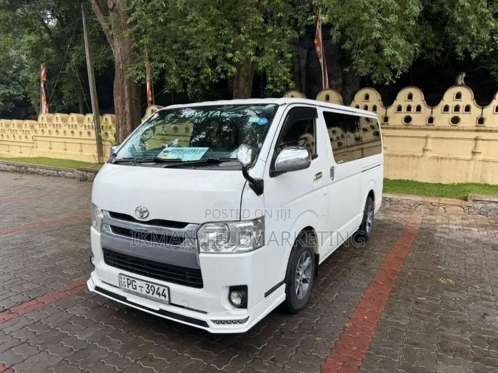 Toyota KDH 201 Dark Prime 2015 Van (Used)