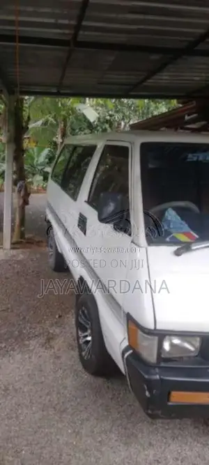 Toyota CR26 1986 Van (Used)