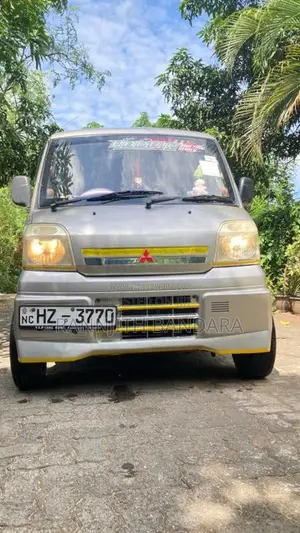 Mitsubishi MiniCab 2004 Van (Used)