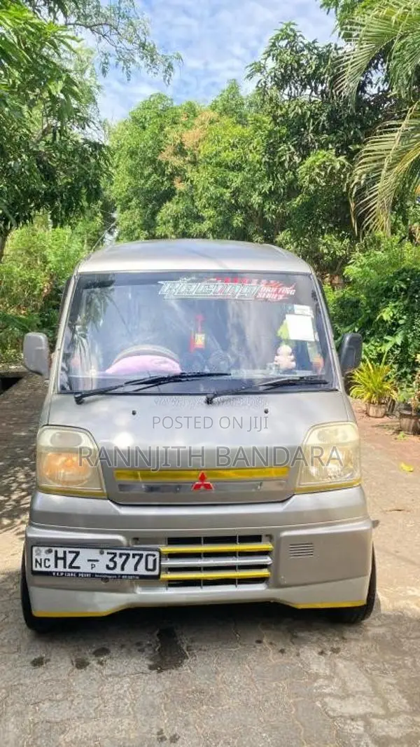 Mitsubishi MiniCab 2004 Van (Used)