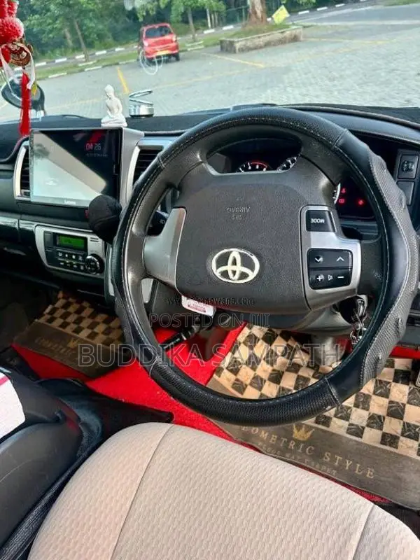 Toyota KDH 201 SUPER GL 2014 Van (Used)