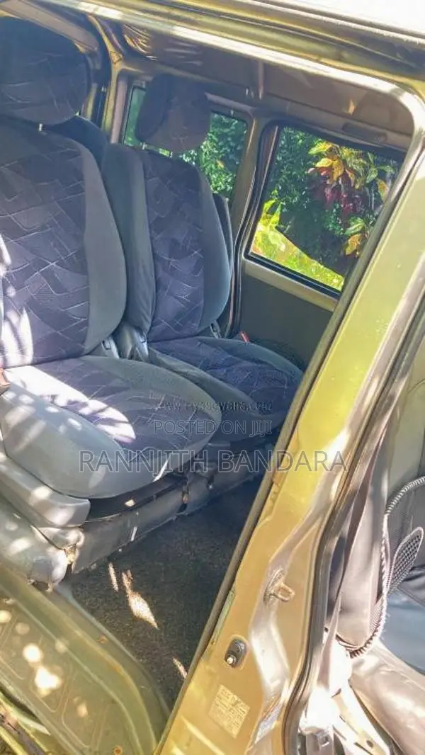 Mitsubishi MiniCab 2004 Van (Used)