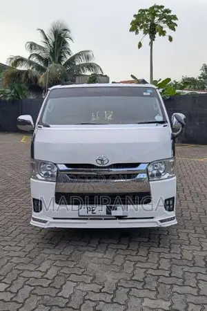 Toyota KDH 2007 Van (Used)