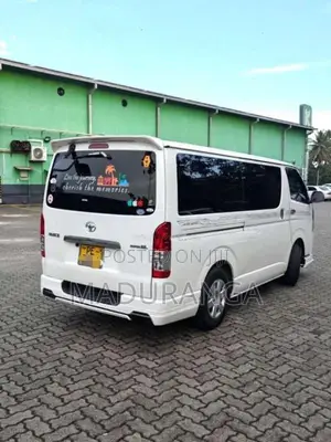 Toyota KDH 2007 Van (Used)
