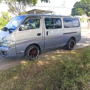 Nissan Caravan E25 GX 2005 Van (Used)