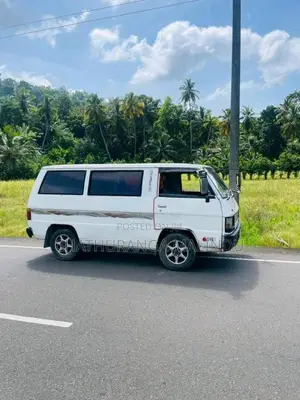 Mitsubishi Delica 1981 Van (Used)