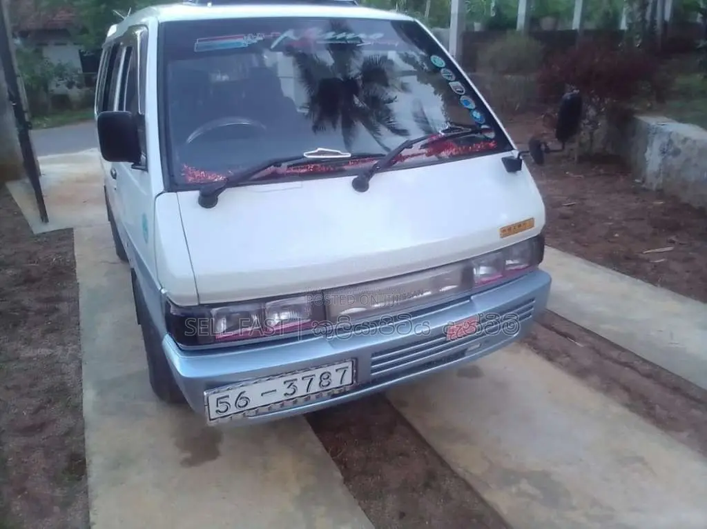 Nissan Largo 1990 Van (Used)