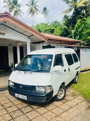 Toyota CR27 1994 Van (Used)