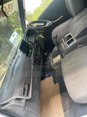 Mitsubishi Delica 1986 Van (Used)
