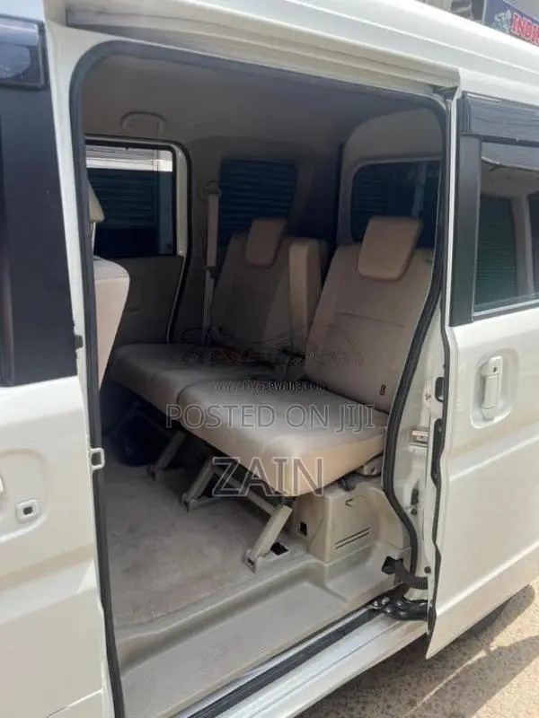 Nissan Clipper Nv100 Rio 2023 Van (Used)