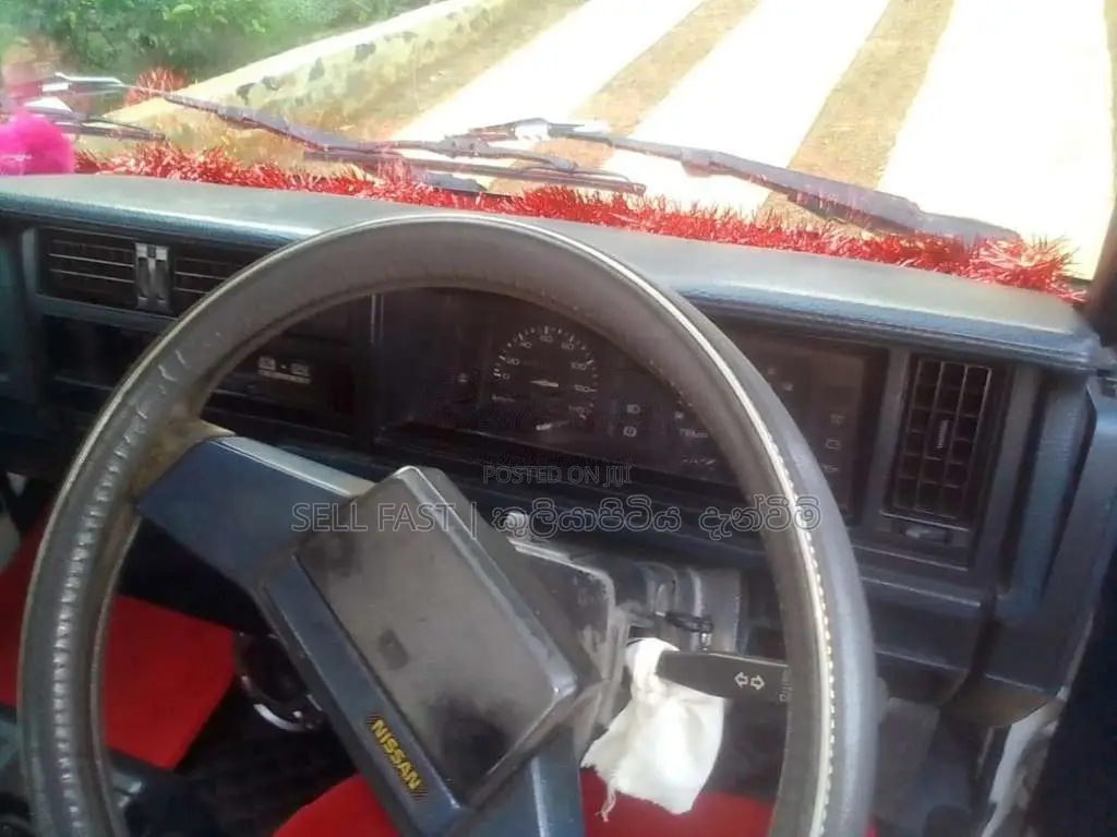 Nissan Largo 1990 Van (Used)