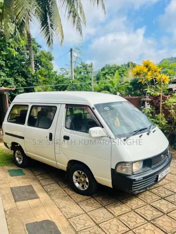 Toyota CR27 1994 Van (Used)