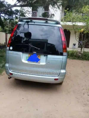 Toyota Noah 1998 Van (Used)