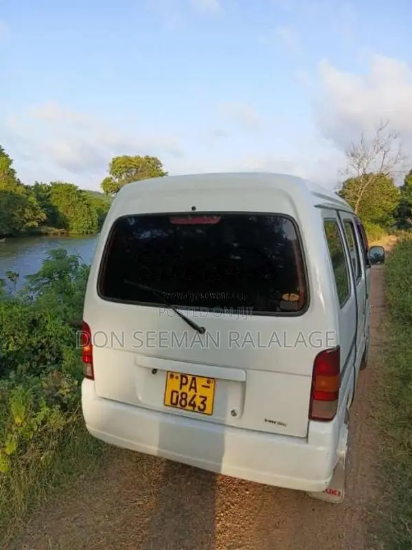 Suzuki Every 2000 Van (Used)