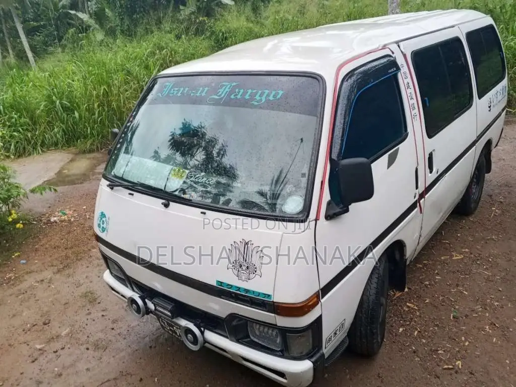 Isuzu Fargo 1993 Van (Used)