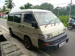 Mitsubishi L300 2008 Van (Used)
