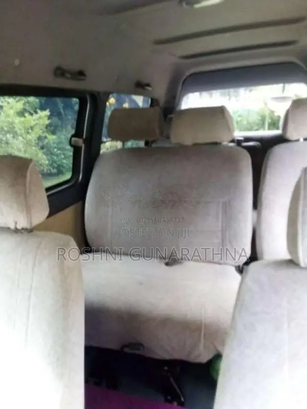 Toyota Noah 1998 Van (Used)