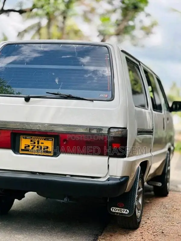 Toyota TownAce 1989 Van (Used)