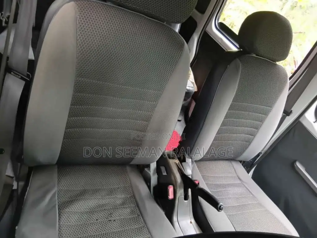 Suzuki Every 2000 Van (Used)