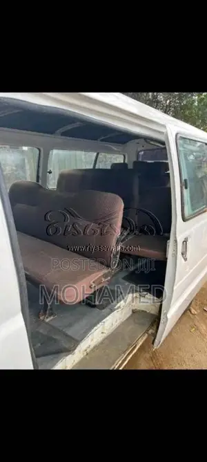 Toyota LH30 1981 Van (Used)