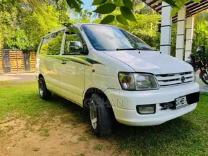 Toyota CR41 1998 Van (Used)