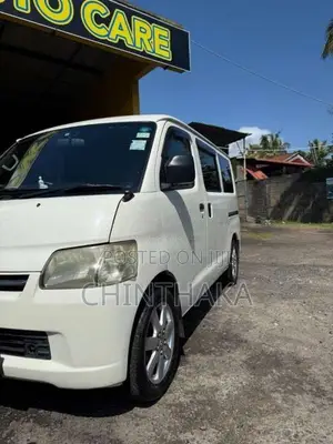 Toyota TownAce 2008 Van (Used)
