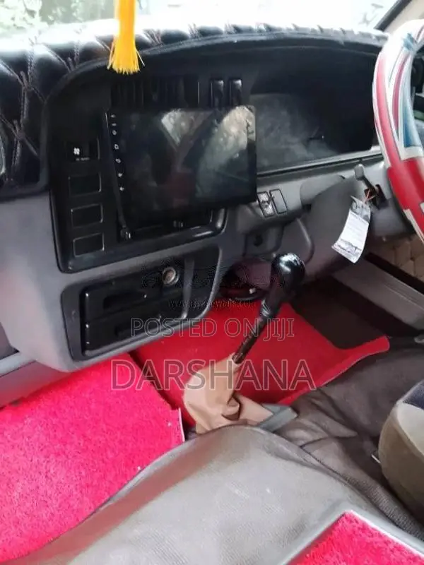 Nissan Caravan 1998 Van (Used)