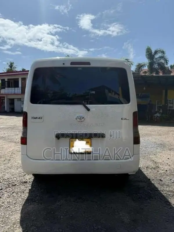 Toyota TownAce 2008 Van (Used)