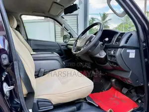 Toyota KDH 2015 Van (Used)