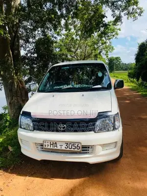Toyota Noah KR42 3c Engine 1998 Van (Used)