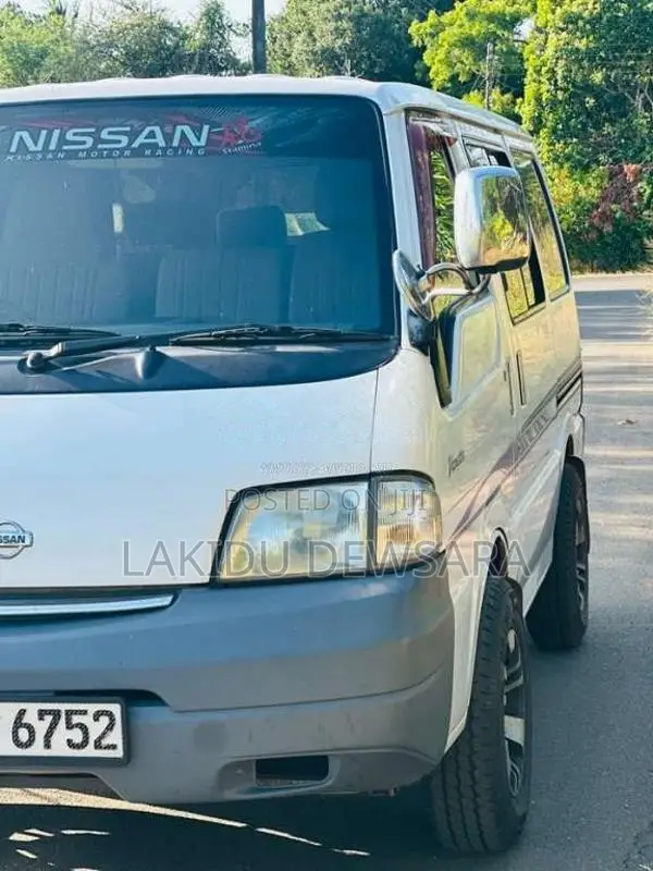 Nissan Vanette 2000 Van (Used)