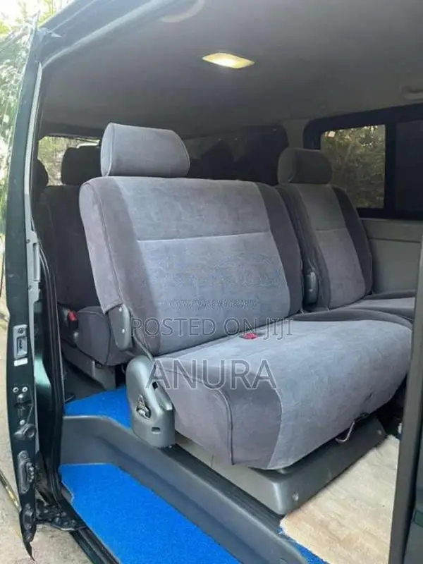Toyota KDH 2006 Van (Used)
